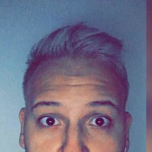 Meet your Posher, Andres